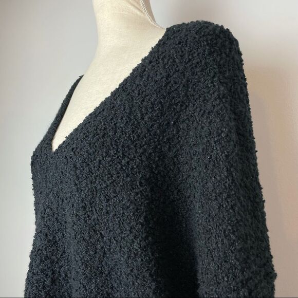 Free People Solid Black Over Sized V Neck Pullover Chunky Cotton Sweater size M - Picture 4 of 14